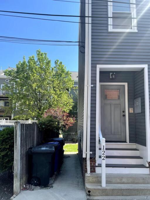 Lovely Two Bedroom Condo In South Boston Kültér fotó